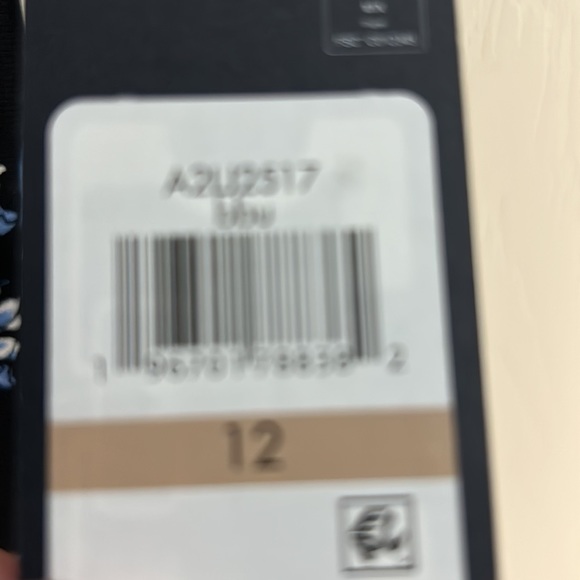 DKNY NWT 🎀host pick🎀 Floral-Print Flutter-Sleeve Smocked-Waist Dress size 12 - Picture 9 of 11